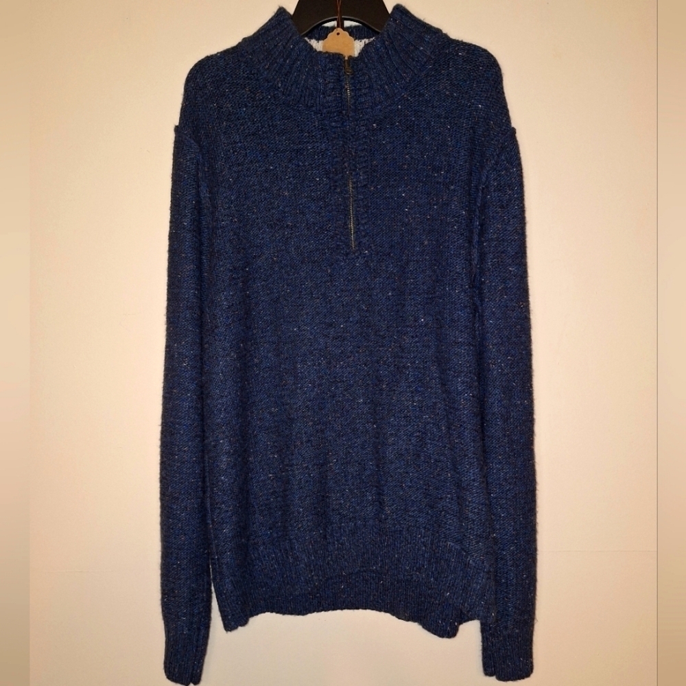 A 7 Diamonds men's long sleeve 1/2 zip sweater in a size XXL. Confetti color.